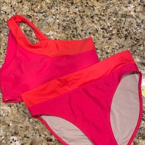 Summersalt bikini size 4- NWT